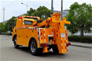 涧西区高速路拖车费